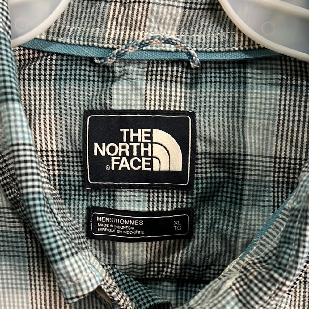 The North Face Blue and Gray Casual Button Down Shirt - Picture 2 of 7